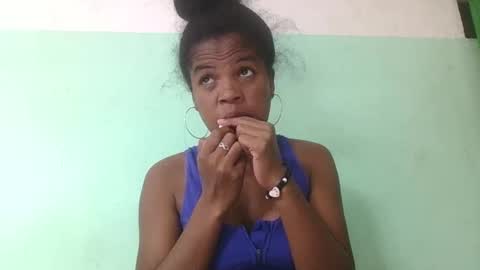 Snapshot of vanafiry chatting on February 2025 06:31:01 PM vanafiry online show from February 2025 06:31:01 PM