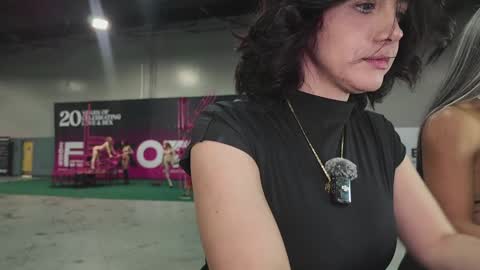 vanessa online show from October 2025 10:06:02 PM