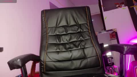 Vanesa Santana online show from November 2025 01:38:01 AM