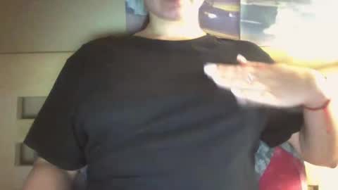 Snapshot of vanesajewel chatting on February 2025 04:04:01 PM VanesaJewel online show from February 2025 04:04:01 PM