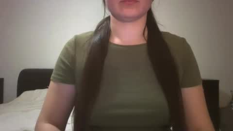 Snapshot of vanesajewel chatting on February 2025 08:55:01 PM VanesaJewel online show from February 2025 08:55:01 PM