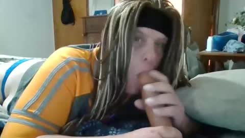 greeneyebandit online show from April 2026 08:06:02 PM