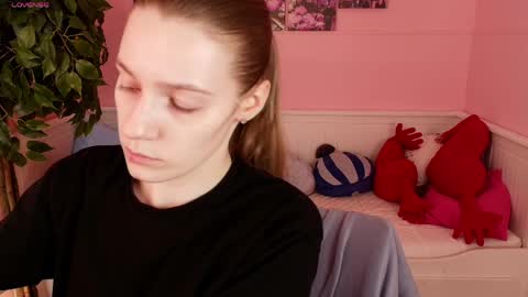 Vanessa online show from April 2026 02:50:01 PM