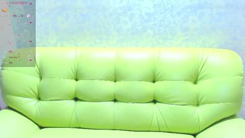 Snapshot of vanessa_florence chatting on June 2026 01:04:02 AM RUSSIAN BARBIE BABE online show from June 2026 01:04:02 AM