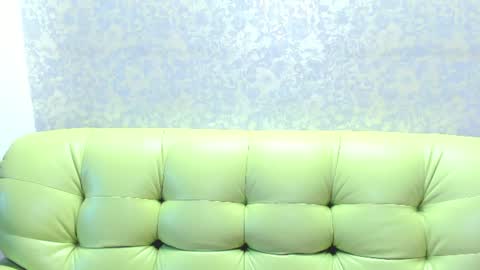 Snapshot of vanessa_florence chatting on July 2026 01:11:01 AM RUSSIAN BARBIE BABE online show from July 2026 01:11:01 AM