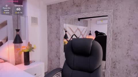 Vanessa  online show from January 2026 07:30:01 PM