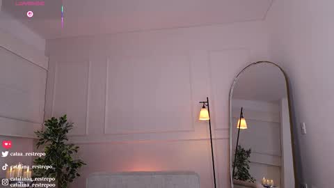 vanessa sexxy online show from March 2026 02:00:02 AM