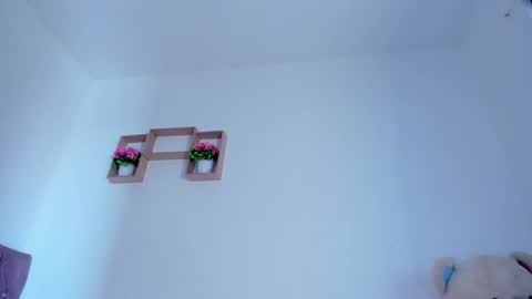 vanessa online show from February 2026 02:33:01 PM