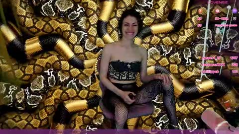 Skkye online show from September 2025 02:42:01 PM