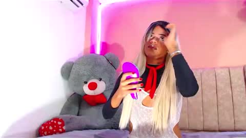 Snapshot of vannesa01 chatting on December 2024 04:42:01 PM vannesa01 online show from December 2024 04:42:01 PM