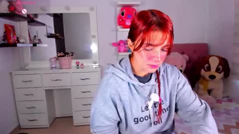 Snapshot of vannessa_shy chatting on May 2026 06:13:01 PM Vanesa online show from May 2026 06:13:01 PM