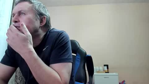 vano_822 online show from February 2026 11:05:02 PM