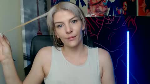 Vanessa online show from May 2026 03:07:02 PM