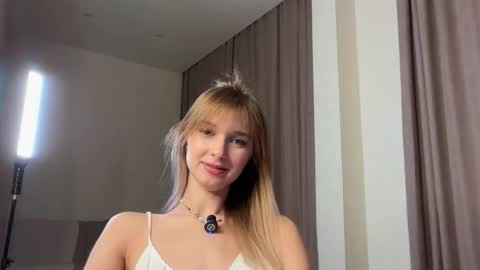 Heeeeey Im Hanna the art of tease  online show from November 2025 04:05:01 PM