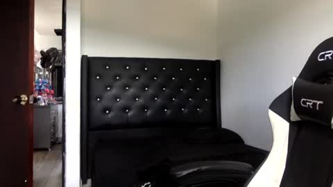 Andres online show from July 2026 06:01:02 PM
