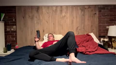 Snapshot of vaxildon13 chatting on October 2025 11:47:01 AM vaxildon13 online show from October 2025 11:47:01 AM