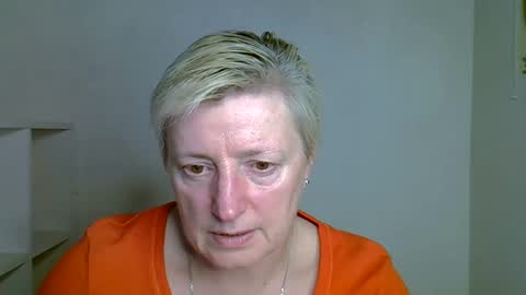 vea_motty online show from November 2025 10:37:01 AM