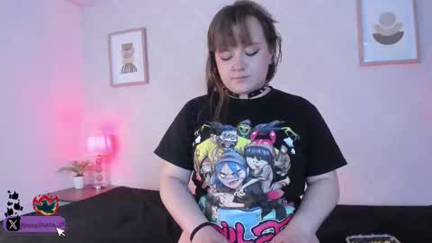 Snapshot of veesimons_dh chatting on September 2025 07:46:02 PM Vee Simons online show from September 2025 07:46:02 PM