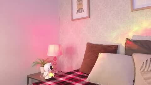 Snapshot of veesimons_dh chatting on October 2025 07:41:01 PM Vee Simons online show from October 2025 07:41:01 PM