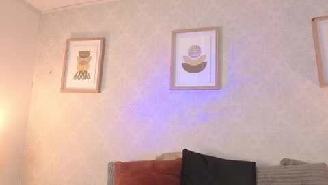 Snapshot of veesimons_dh chatting on November 2025 07:57:01 PM Vee Simons online show from November 2025 07:57:01 PM