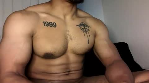 Vegas Love online show from November 2025 08:57:01 AM