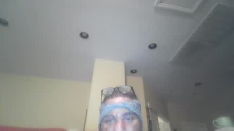 vegasstrippn17 online show from November 2025 03:05:01 AM