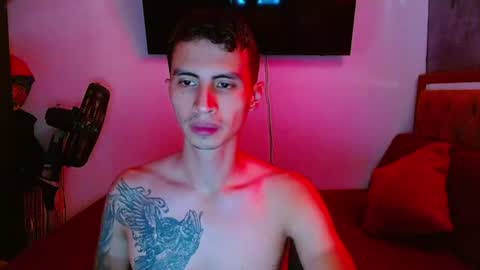 Snapshot of velk_hot1 chatting on June 2026 01:46:01 PM velk_hot1 online show from June 2026 01:46:01 PM