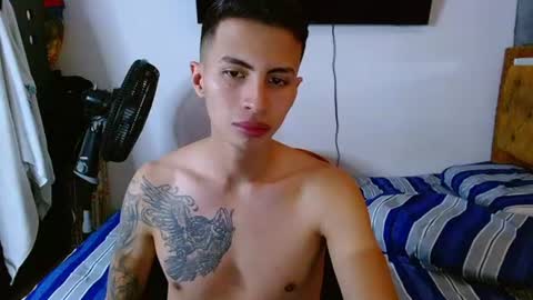 Snapshot of velk_hot1 chatting on July 2026 02:10:02 PM velk_hot1 online show from July 2026 02:10:02 PM