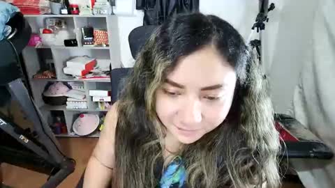 Im VelaI will be Christmas and New Year with my family December 22 to January 13 I will miss you guys. online show from April 2026 05:51:02 AM