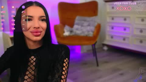 Velma online show from October 2025 06:30:02 PM