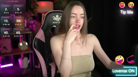 Snapshot of velouraa chatting on January 2026 02:30:02 PM Kitty online show from January 2026 02:30:02 PM