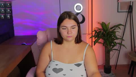 velvet__doll online show from September 2025 12:54:01 PM