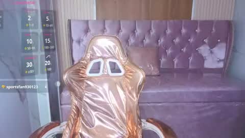 Snapshot of velvet_celeste_b chatting on June 2026 12:46:02 PM velvet_celeste_b online show from June 2026 12:46:02 PM