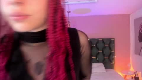 Isabella  online show from April 2026 11:33:01 AM