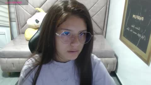 velvet_moon_v online show from December 2025 01:53:01 PM