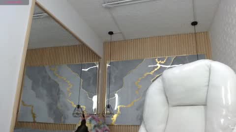 Snapshot of velvet_o chatting on February 2026 04:02:01 AM velvet online show from February 2026 04:02:01 AM