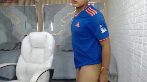 Snapshot of velvet_o chatting on March 2026 05:08:02 AM velvet online show from March 2026 05:08:02 AM