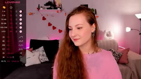 Mia online show from November 2025 09:09:02 AM