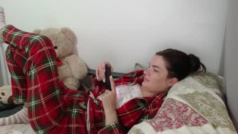 velvetmoon123 online show from November 2025 09:29:02 PM