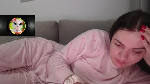 velvetmoon123 online show from February 2026 09:35:02 PM