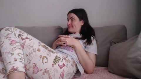 velvetmoon123 online show from February 2026 09:27:02 AM