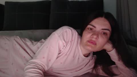 velvetmoon123 online show from March 2026 06:44:01 PM