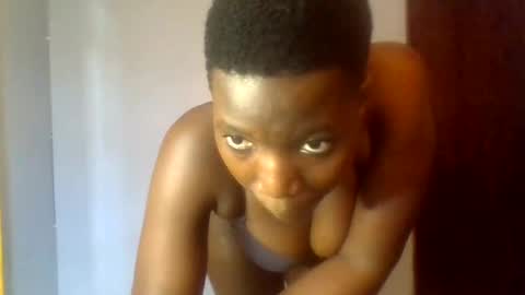 Snapshot of velvetreign12 chatting on May 2026 12:31:02 PM Erica online show from May 2026 12:31:02 PM