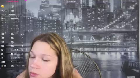 Kelly online show from June 2026 07:13:01 AM