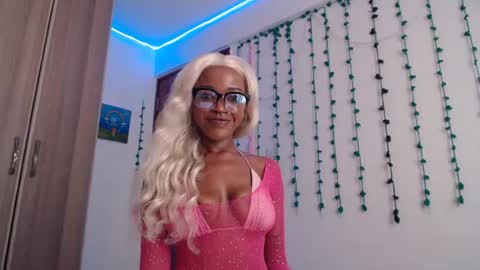 COCO XOXO online show from July 2026 08:43:01 AM