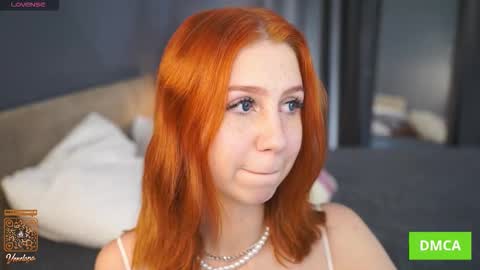 Venelopa online show from November 2025 03:32:02 PM