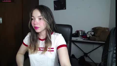 Venelope 3 online show from January 2025 04:34:01 AM