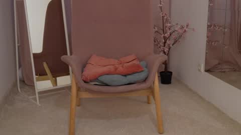 VENERA  online show from January 2025 12:58:02 PM