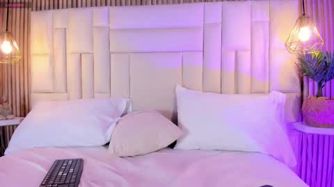 Snapshot of venezsofia chatting on February 2026 11:01:01 PM venez sofia online show from February 2026 11:01:01 PM