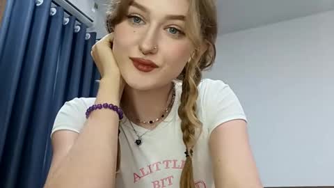 Snapshot of venniebonillas chatting on February 2026 10:38:01 AM Emily online show from February 2026 10:38:01 AM